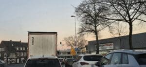 Mehr Autos auf den Straßen.